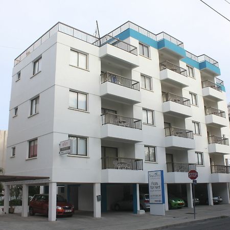 Staycentral Ларнака Екстериор снимка