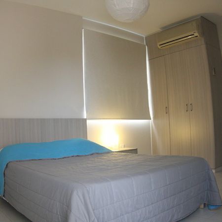 Staycentral Ларнака Екстериор снимка